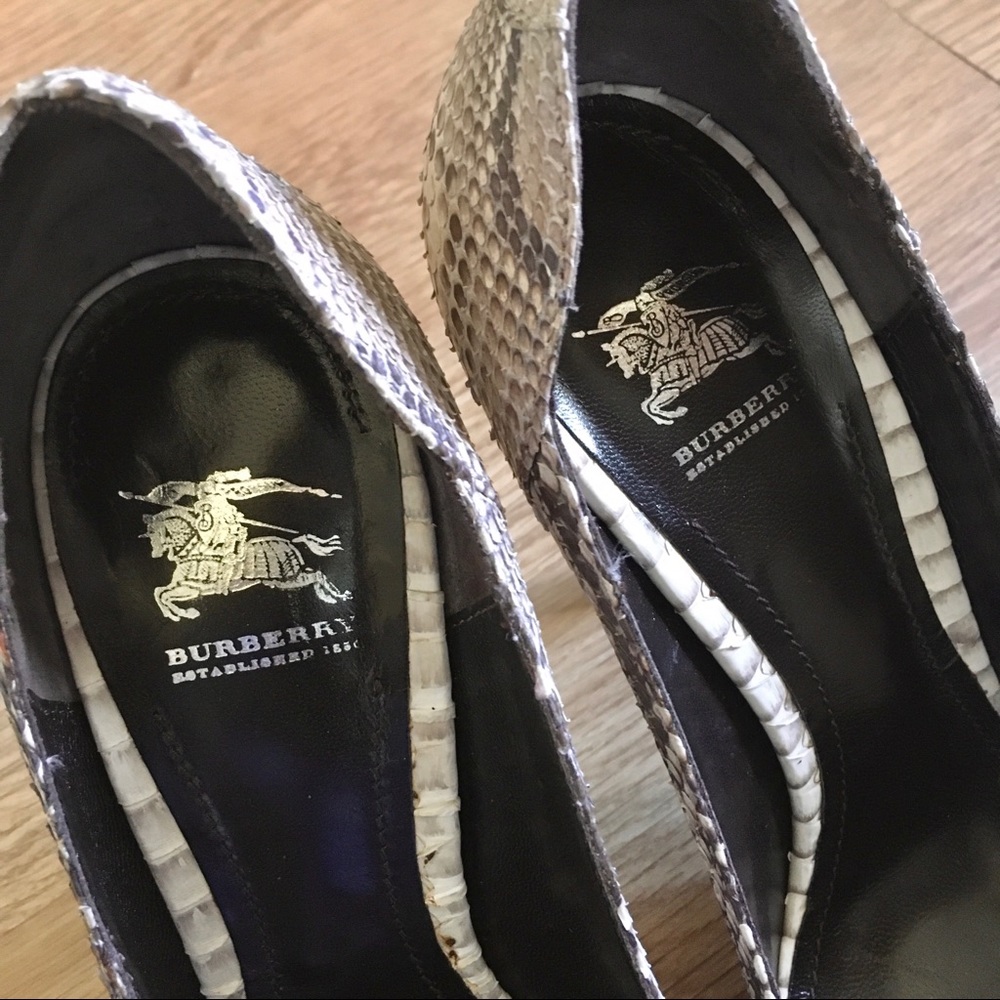 Burberry python pumps - Picture 5 of 8